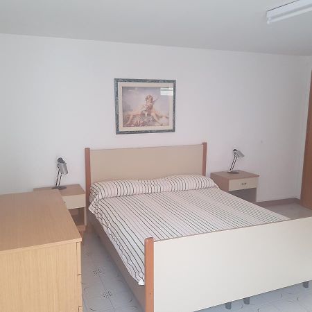 Ws Economy Rooms & Apartment Gallipoli Exterior foto