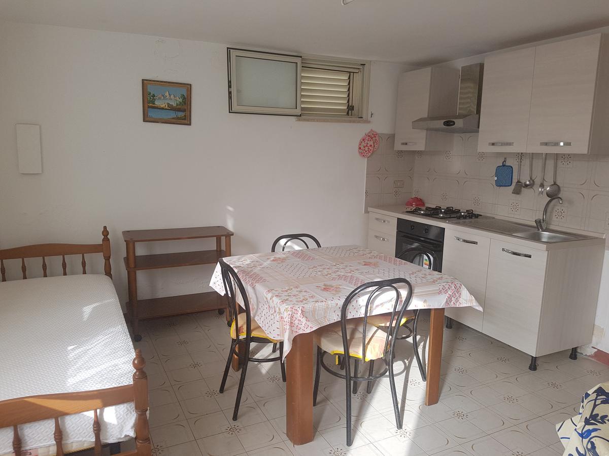 Ws Economy Rooms & Apartment Gallipoli Exterior foto